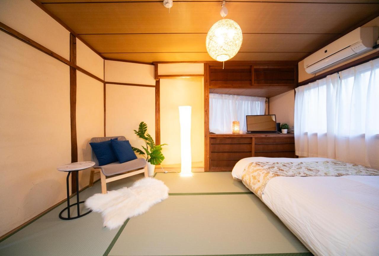Very Convenient To Kyosera Dome Osaka Exterior photo