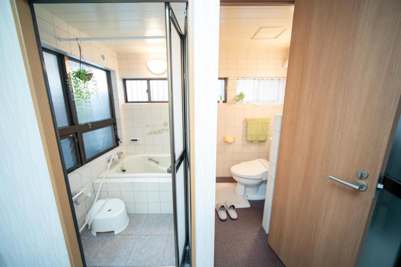 Very Convenient To Kyosera Dome Osaka Exterior photo